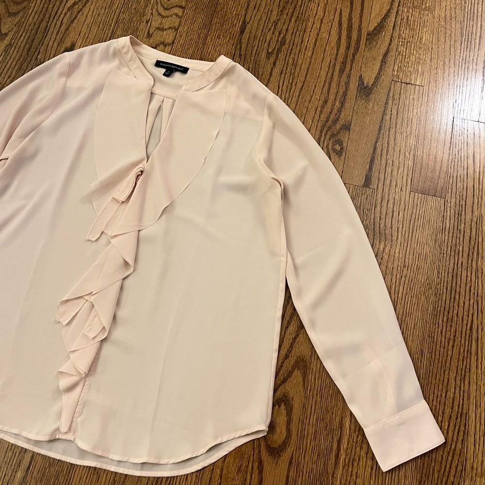 Light Pink Ruffle Blouse - Picture 4 of 5